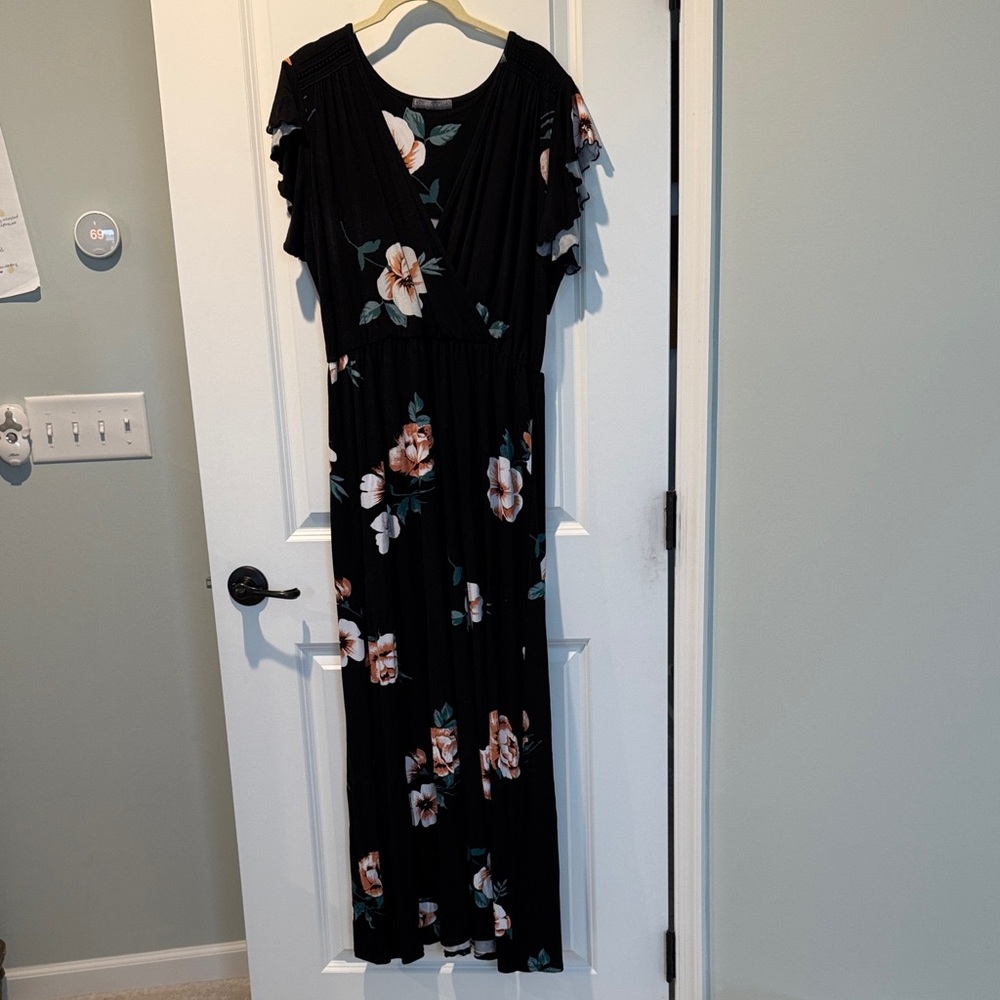 Floral Black Maxi Dress